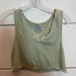size xs urban outfitters tank